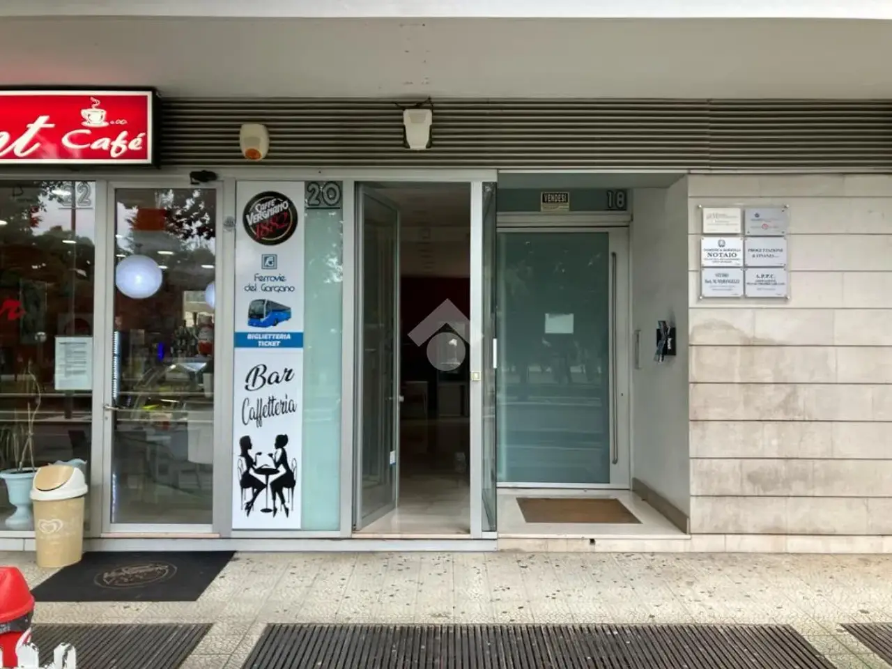 Negozio in Via Galliani 18, Foggia, {3} - Foto 1