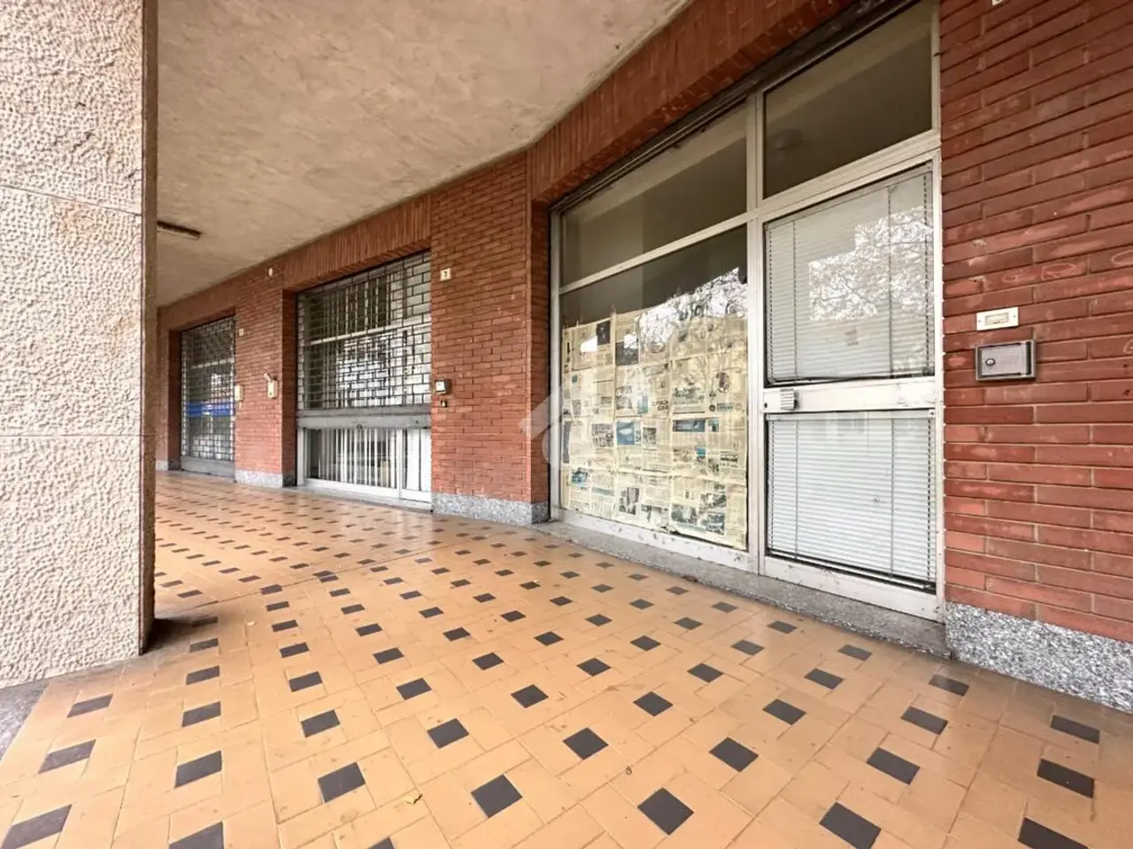 Negozio in Piazza Guglielmo Marconi 9, Pontecurone, {3} - Foto 1