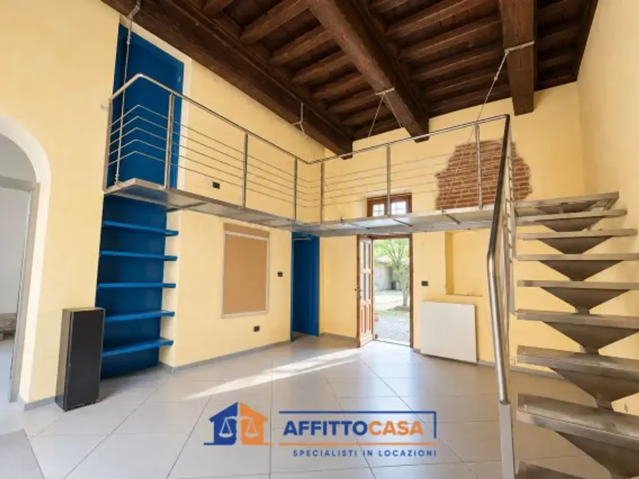 Negozio in Via Santa Chiara, Racconigi, {3} - Foto 1