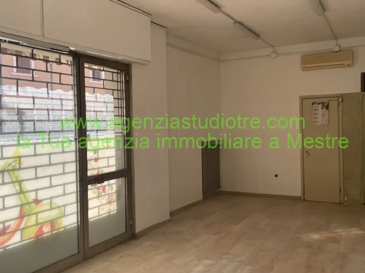 Ufficio in Via Torre Belfredo 85, Venezia, {3} - Foto 2