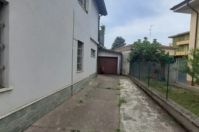 insertion image