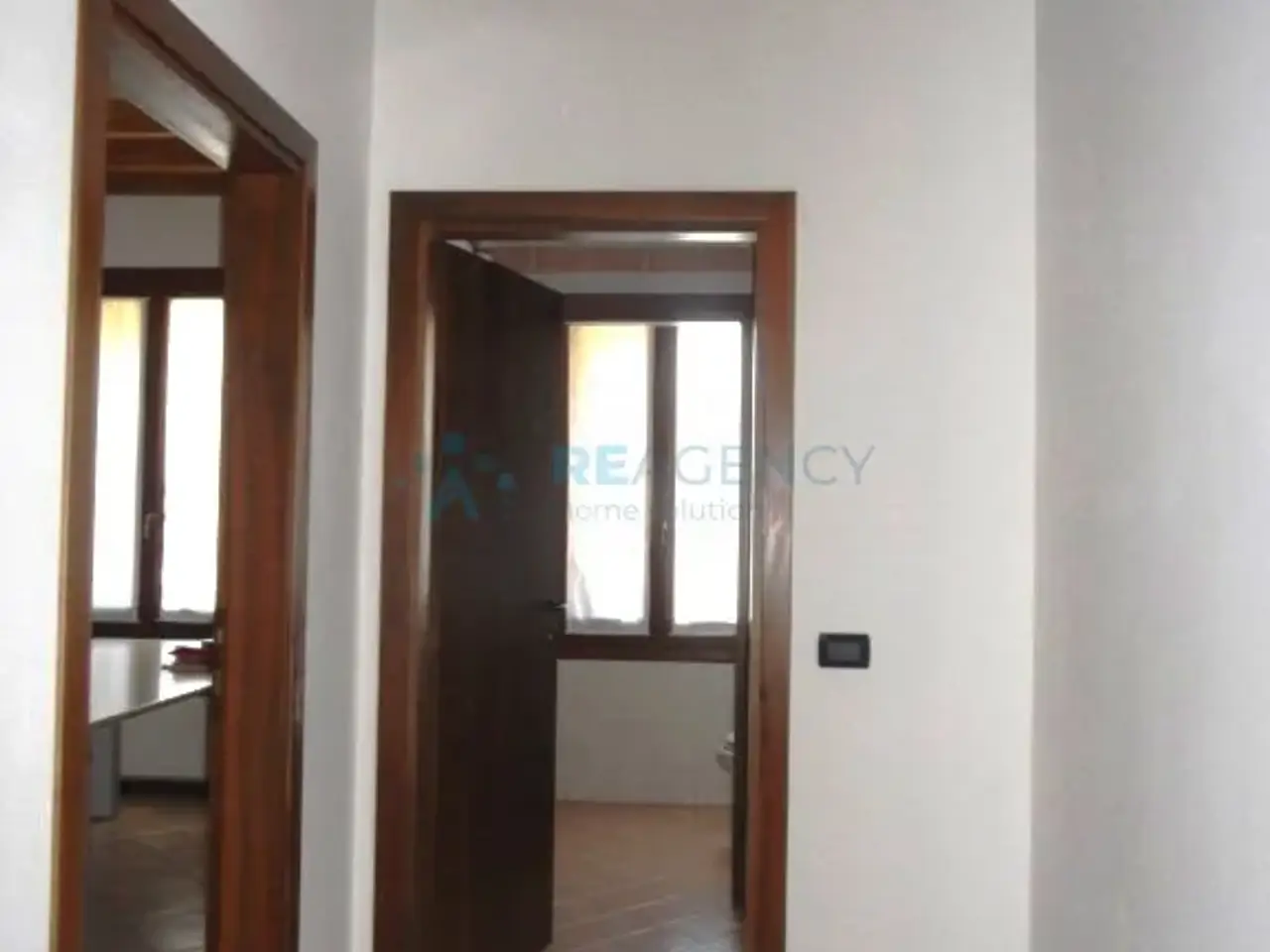 Ufficio in Via Santa Maria Maddalena 121, Thiene, {3} - Foto 2