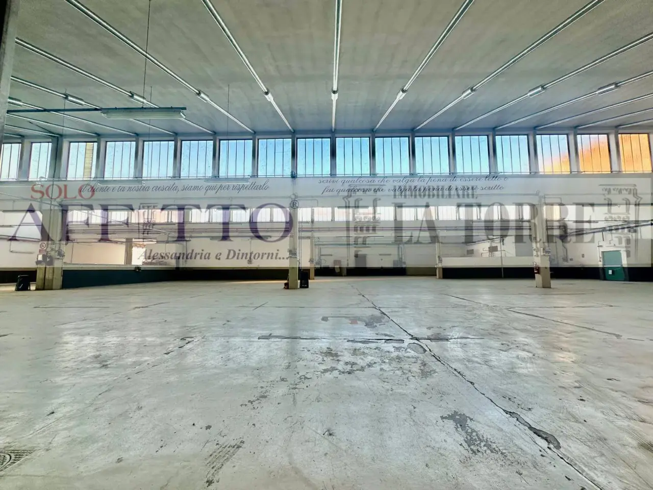 Magazzino in Via Duccio Galimberti, Alessandria, {3} - Foto 1