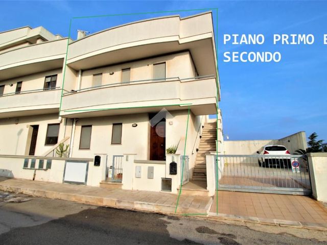 3-room flat in Via Chieti, Carovigno - Photo 1