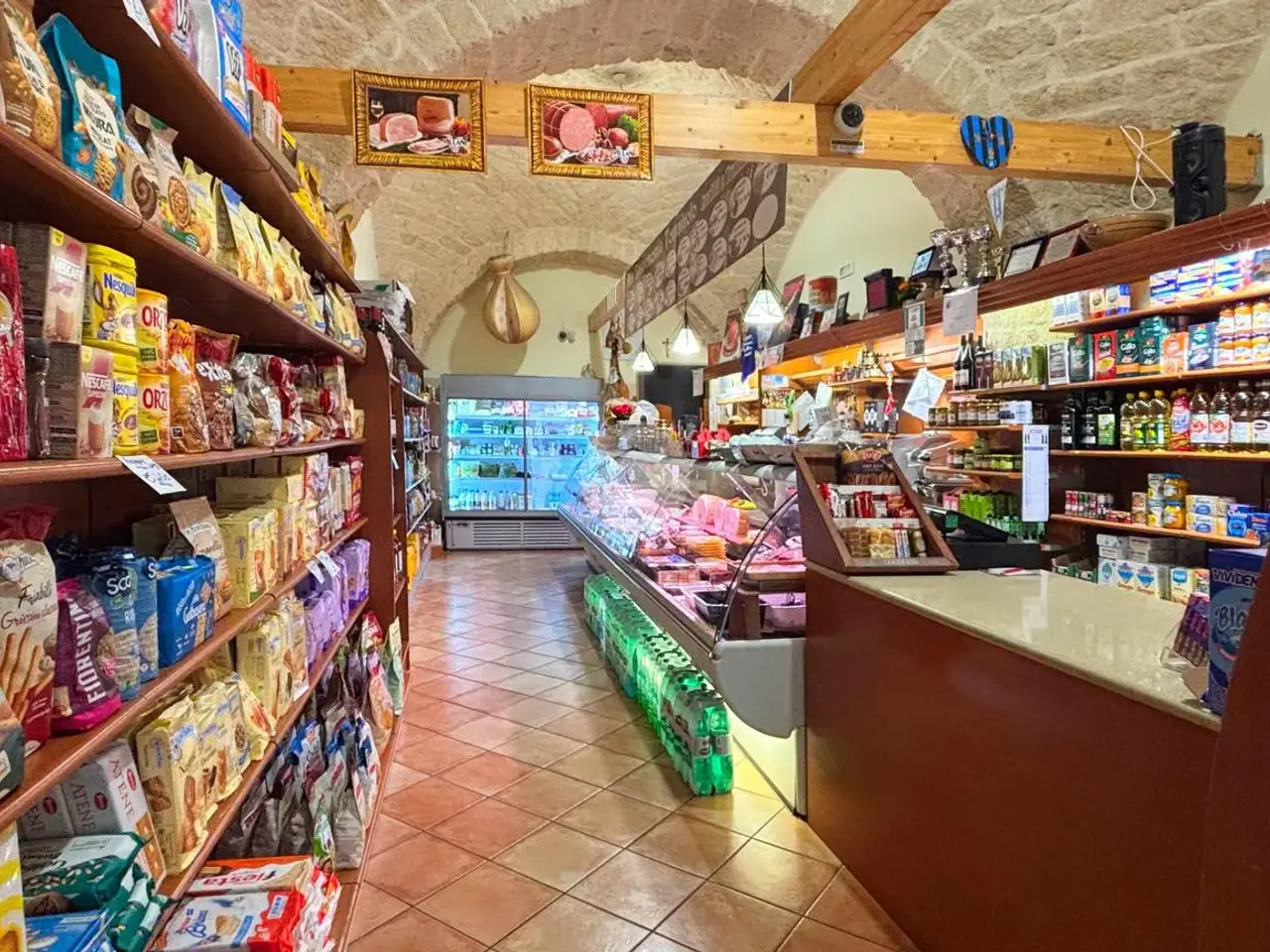 Negozio in Manfredonia Via Antiche Mura 275, Manfredonia, {3} - Foto 1