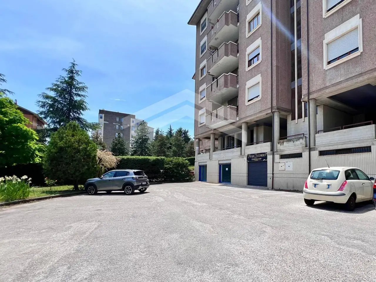 Negozio in Viale Manzoni, Campobasso, {3} - Foto 1