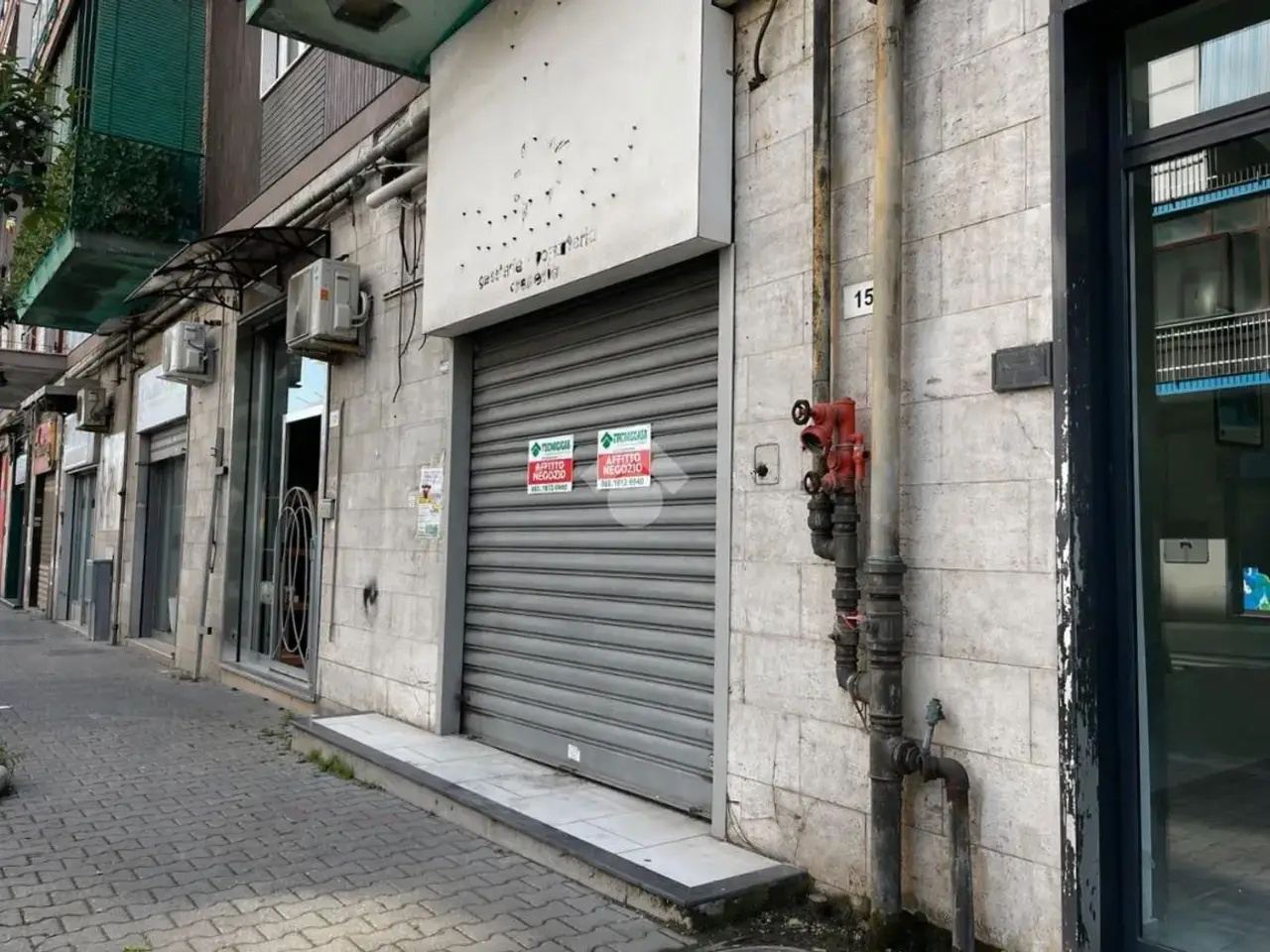 Negozio in Via Enrico Fermi 15, Casavatore, {3} - Foto 2