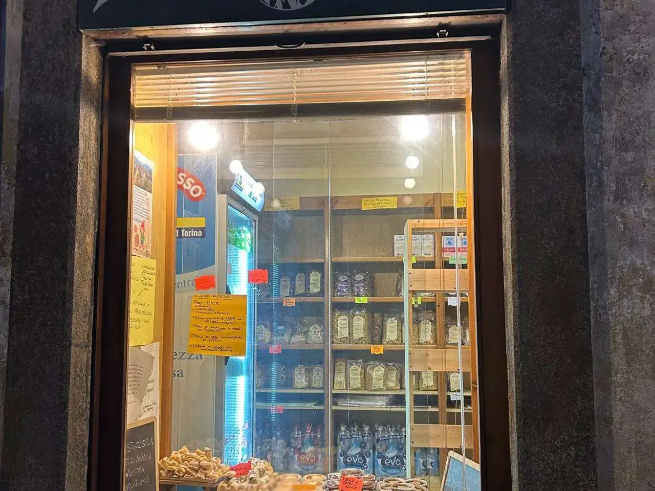 Panificio - Pastificio in Via Trento, Pinerolo, {3} - Foto 2