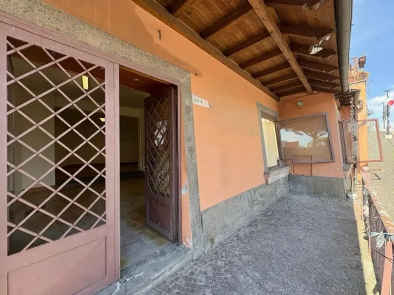 Negozio in Via Roma, Monte Porzio Catone, {3} - Foto 2