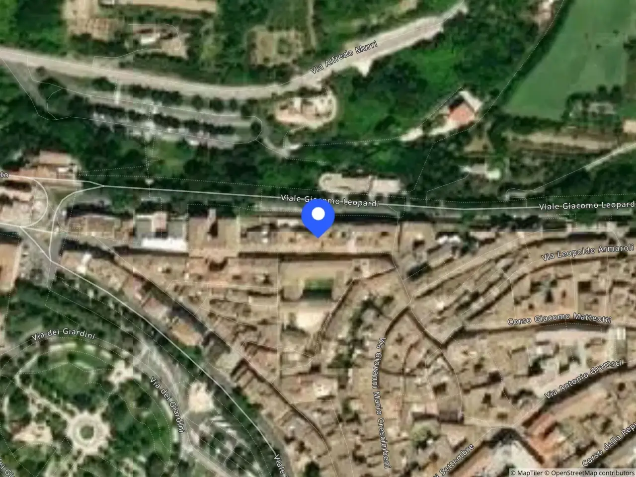 Fabbricato misto in Via Giuseppe Garibaldi 37 37, Macerata, {3} - Foto 1