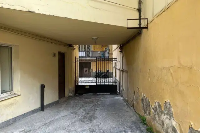 Box in Via Belvedere, Napoli - Foto 1