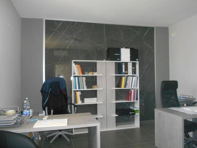 Shared office in Circumvallazione Esterna di Napoli, Casoria - Photo 1