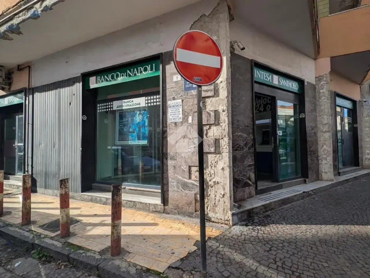 Negozio in Corso Durante 267, Frattamaggiore, {3} - Foto 2