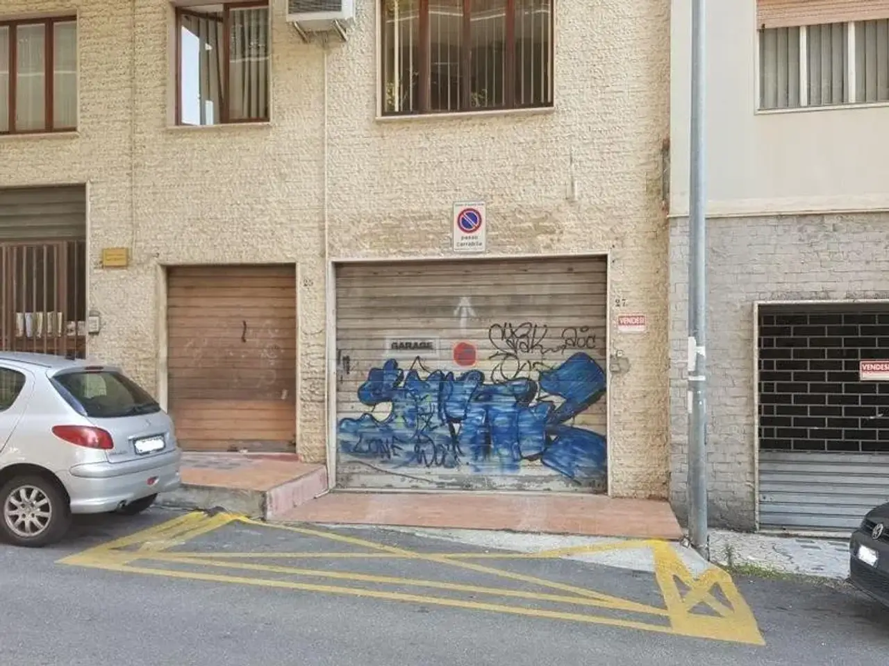 Magazzino in Via Scaramuzzino, Lamezia Terme, Catanzaro, Lamezia Terme, {3} - Foto 2
