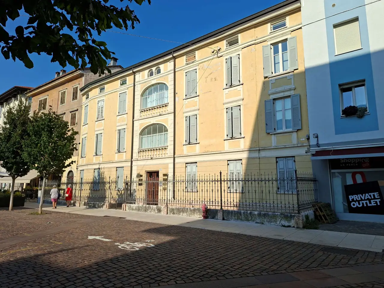 Ufficio in Via Dante , Rovereto, {3} - Foto 1