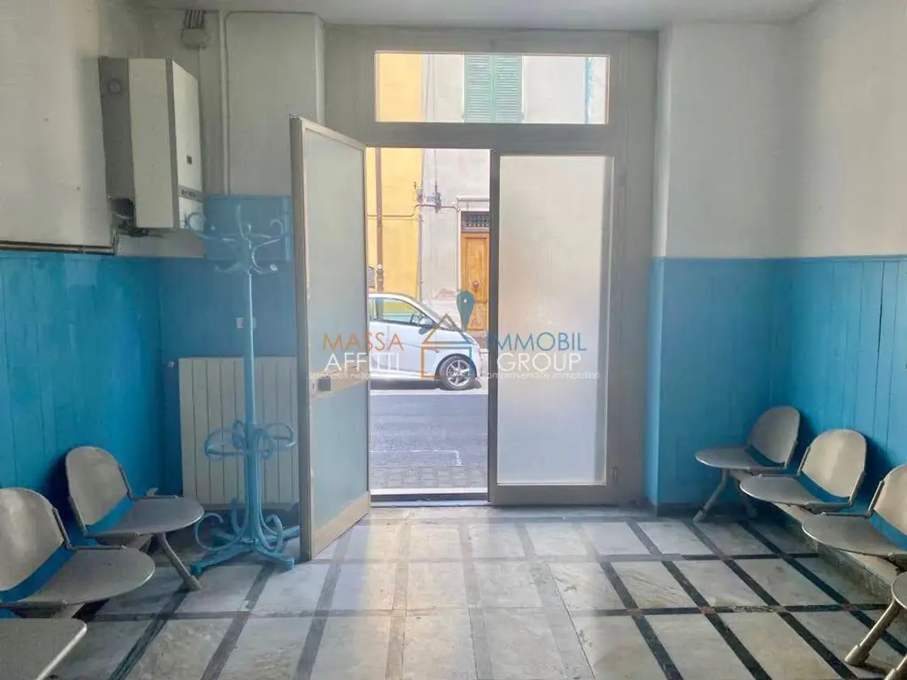 Negozio in Via Garibaldi 41a, Carrara, {3} - Foto 1