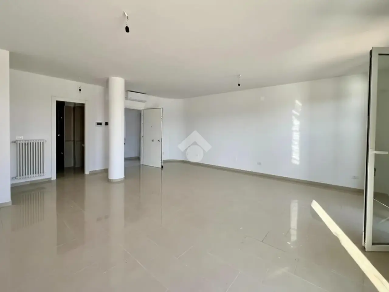 Ufficio in Viale Europa 21, Mosciano Sant'Angelo, {3} - Foto 1