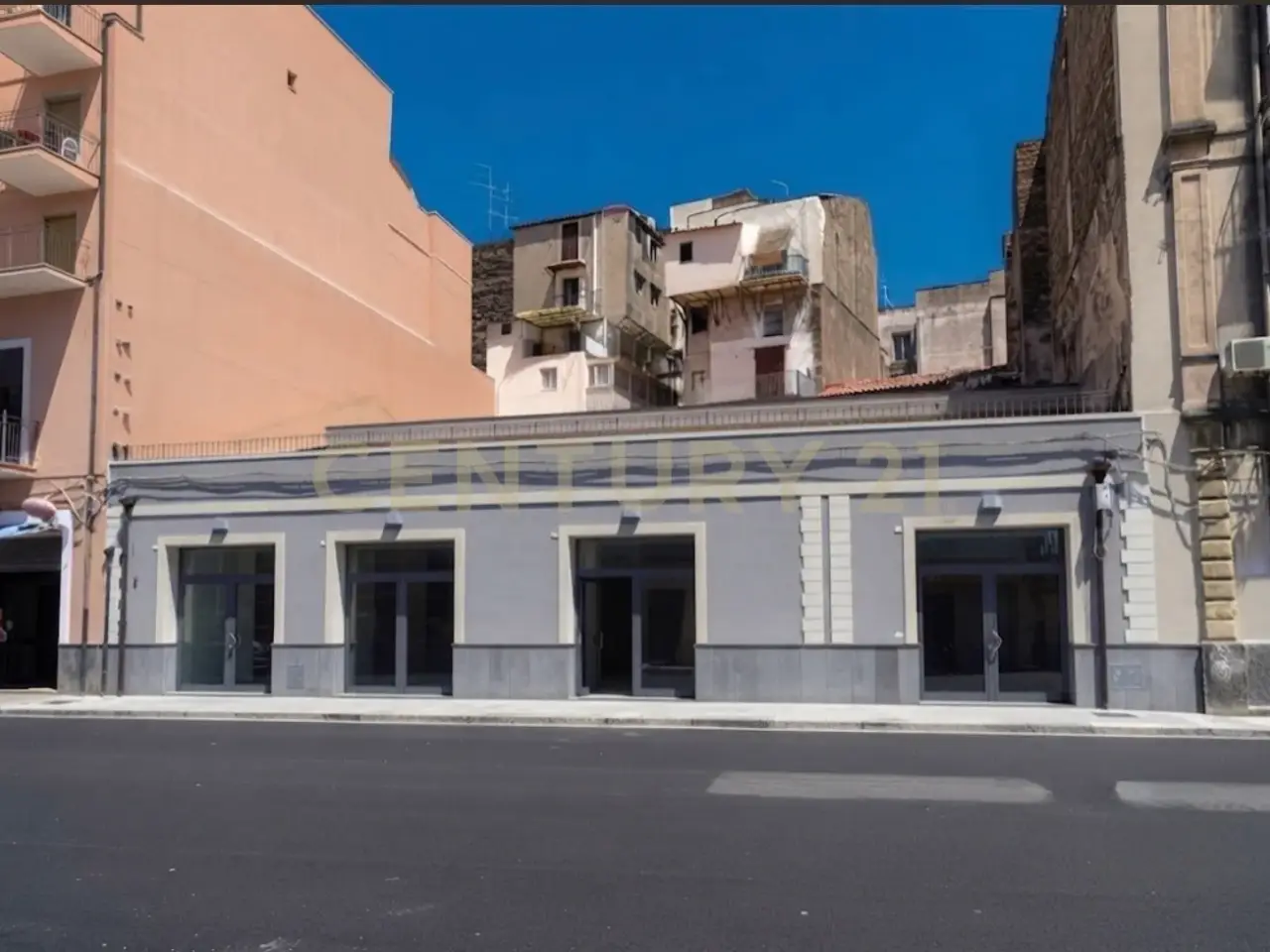Palazzina commerciale in Via Archimede 149, Catania, {3} - Foto 1
