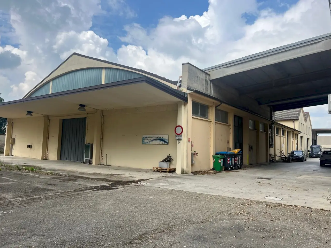 Capannone in Via Buozzi 40, Russi, {3} - Foto 1