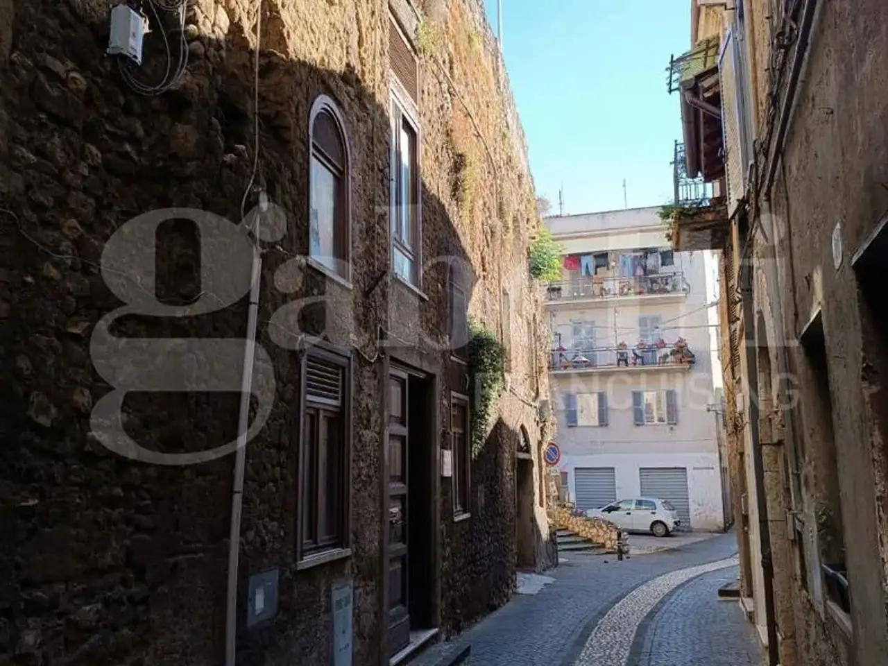 Negozio in Via Ninfina 17, Cori, {3} - Foto 2