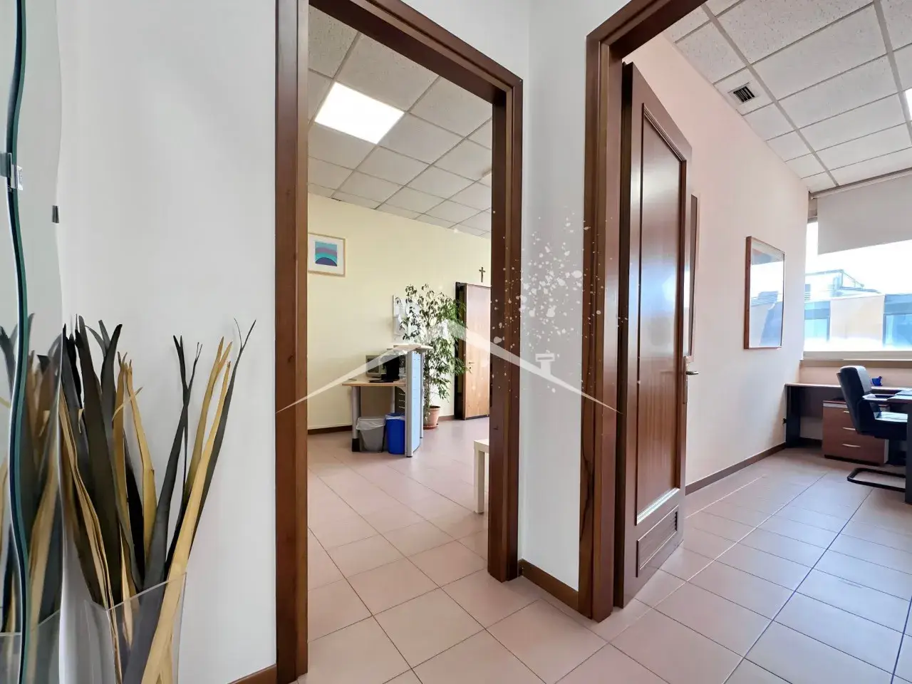 Ufficio in Via della Croce Rossa 30, Padova, {3} - Foto 1