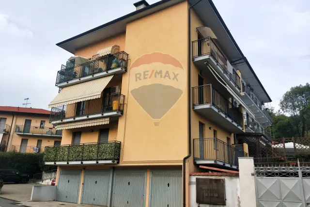 Dreizimmerwohnung in Viale Matteotti 46, Briga Novarese - Foto 1