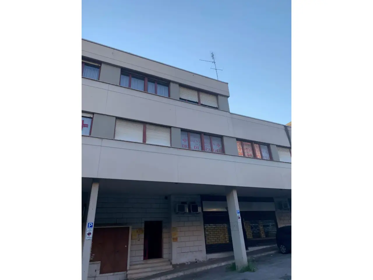 Azienda in Via Monte Urano, Roma, {3} - Foto 2