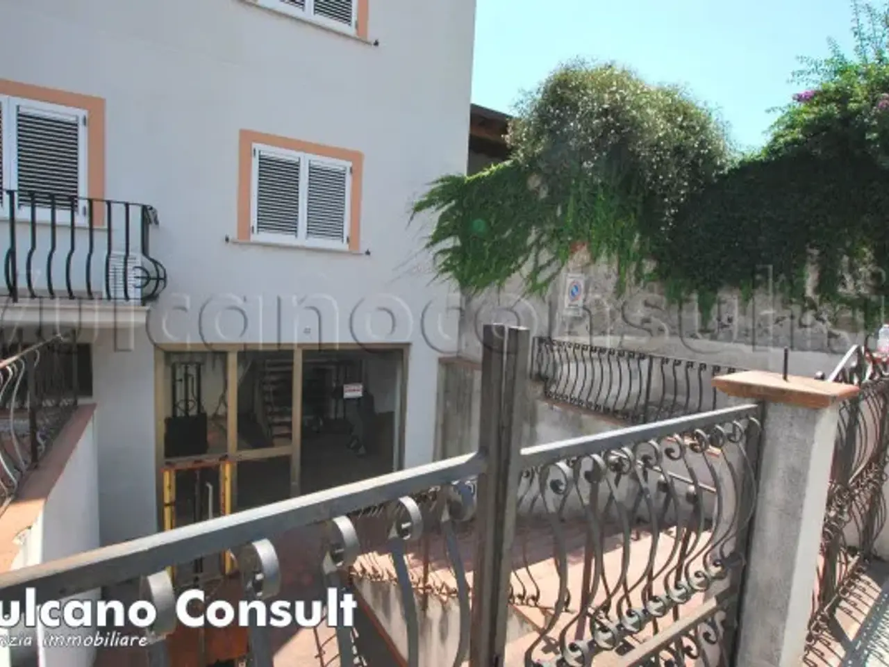 Magazzino in Via Avvocato Antonino Maggiore, Lipari, {3} - Foto 1
