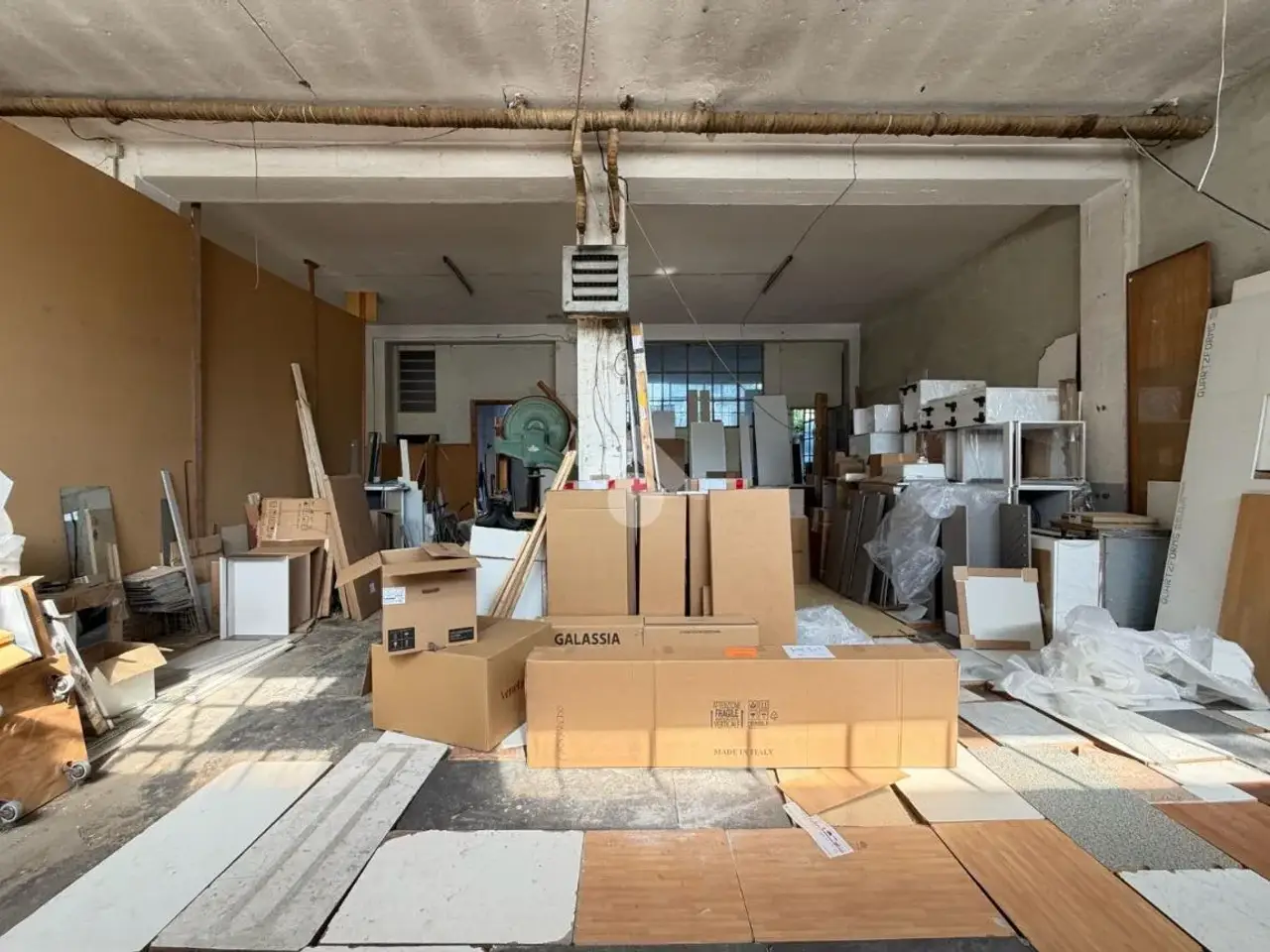 Magazzino in Via Celadina 48, Gorle, {3} - Foto 1