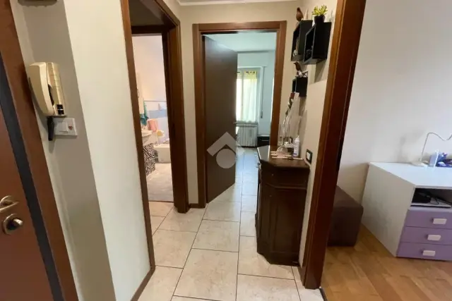 3-room flat in Via Carlo Marx 15, Saronno - Photo 1