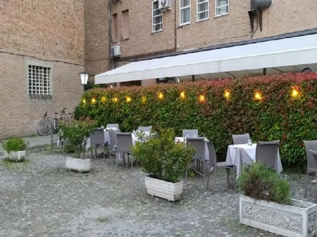 Negozio in , Ferrara, {3} - Foto 2