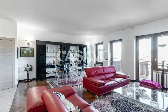 Apartament in {3}, Largo Giulio Cesare 109 - Photo 1