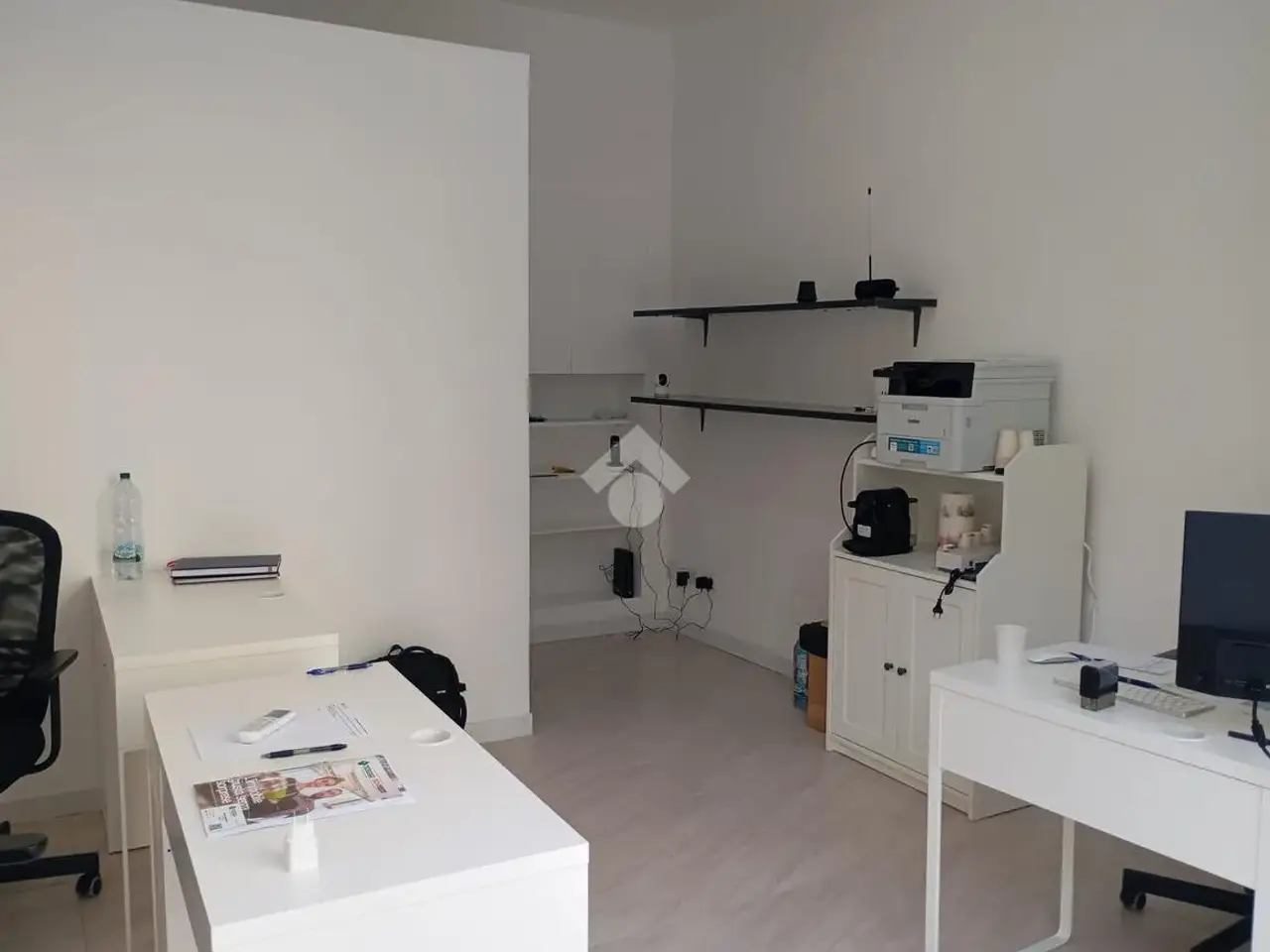 Negozio in Via l'Aquila 48, Roma, {3} - Foto 2
