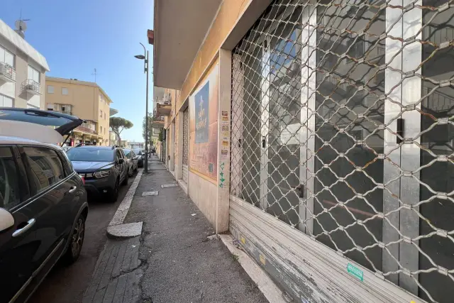 Negozio in Via Goffredo Mameli, Latina - Foto 1