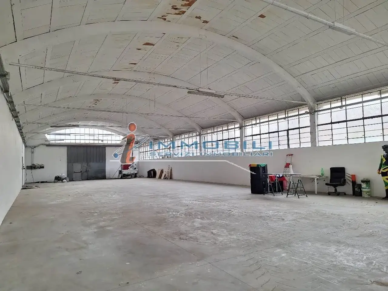 Magazzino in Via Archimede, Settimo Milanese, {3} - Foto 1