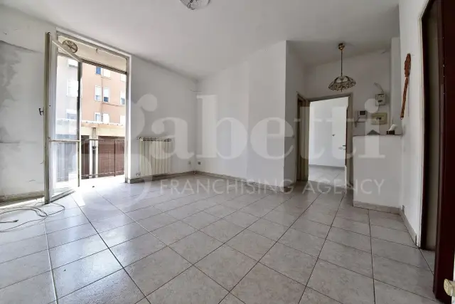 2-room flat in Viale Romagna 43, Monza - Photo 1