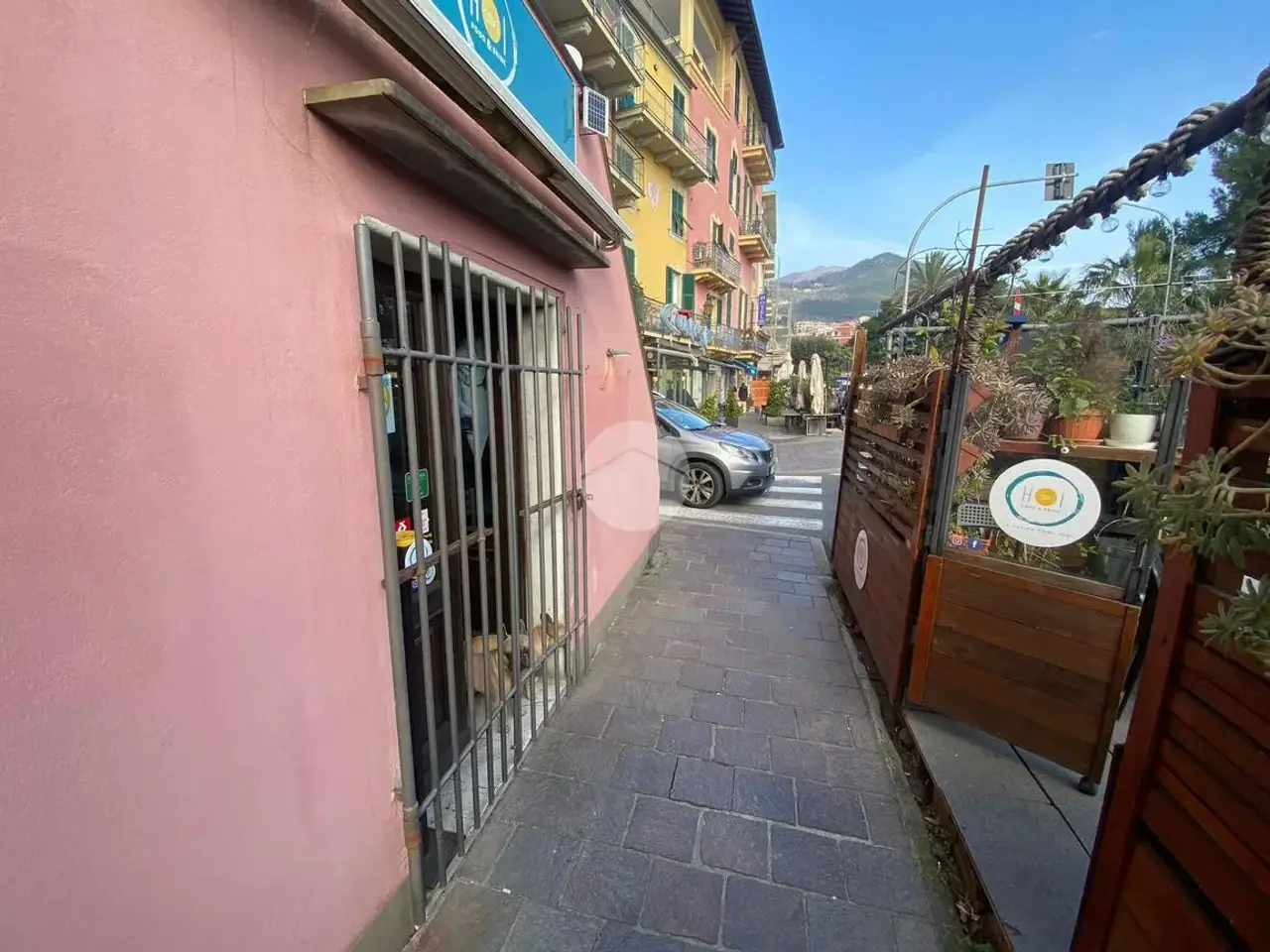 Negozio in Via Sauli Pallavicino 1, Arenzano, {3} - Foto 1