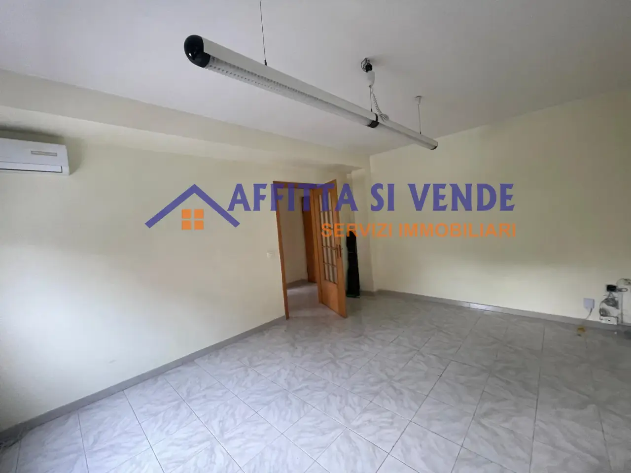 Ufficio in Viale Teracati 37, Siracusa, {3} - Foto 2