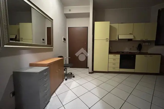 Einzimmerwohnung in Via Vittorio Veneto 22, Melegnano - Foto 1