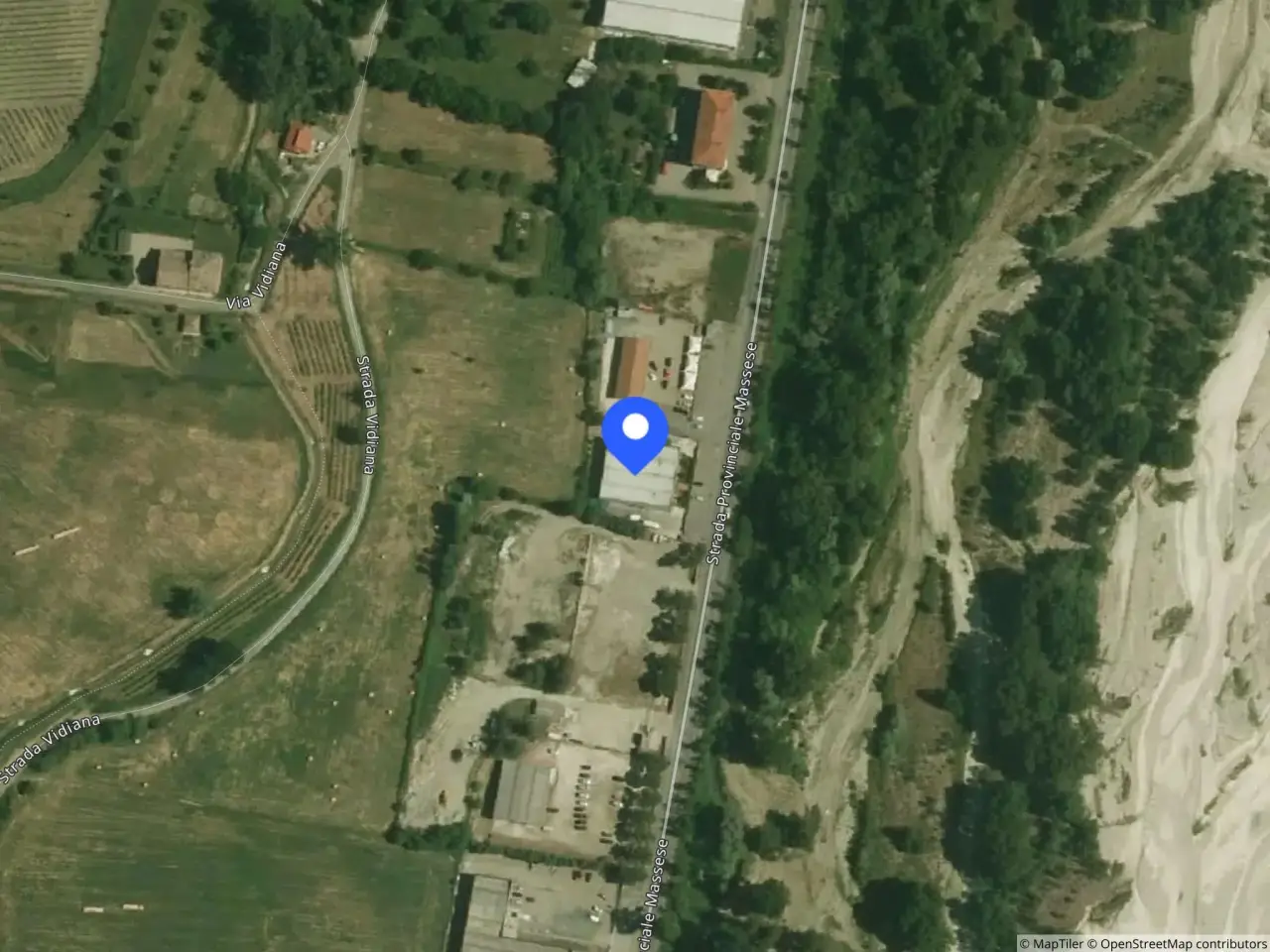 Fabbricato misto in Via Cascinapiano, 57-59 57, Langhirano, {3} - Foto 1