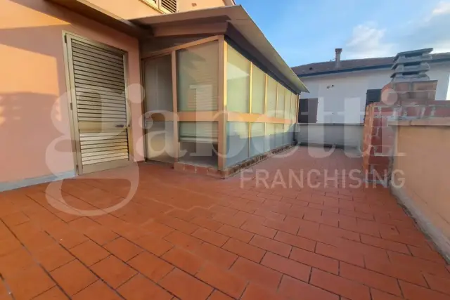 2-room flat, Ponsacco - Photo 1