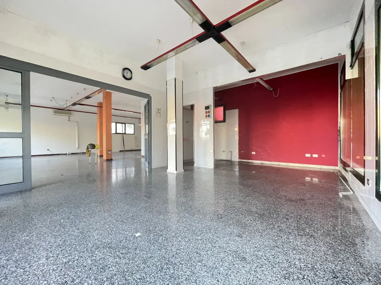 Negozio in Via Asseggiano, Venezia, {3} - Foto 1
