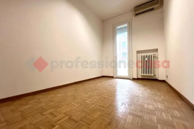 4-room flat, Sassuolo - Photo 1