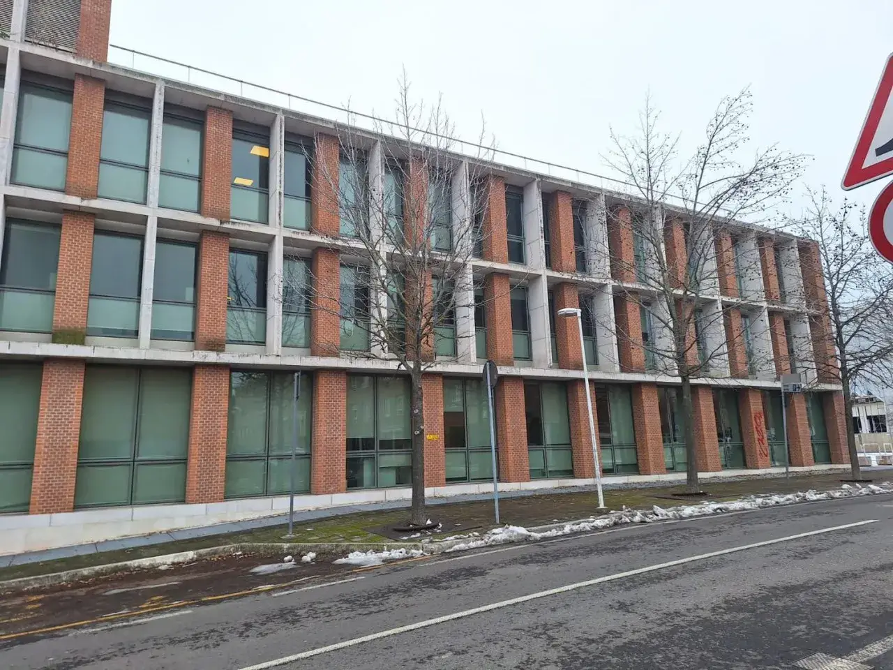 Magazzino in Piazza Sciascia Leonardo, 47522 Cesena Fc, Italia, Cesena, {3} - Foto 1