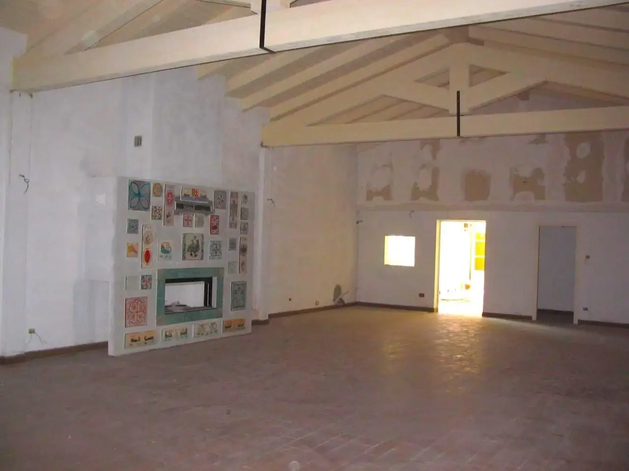 Locale commerciale in , Santa Maria A Monte, {3} - Foto 1