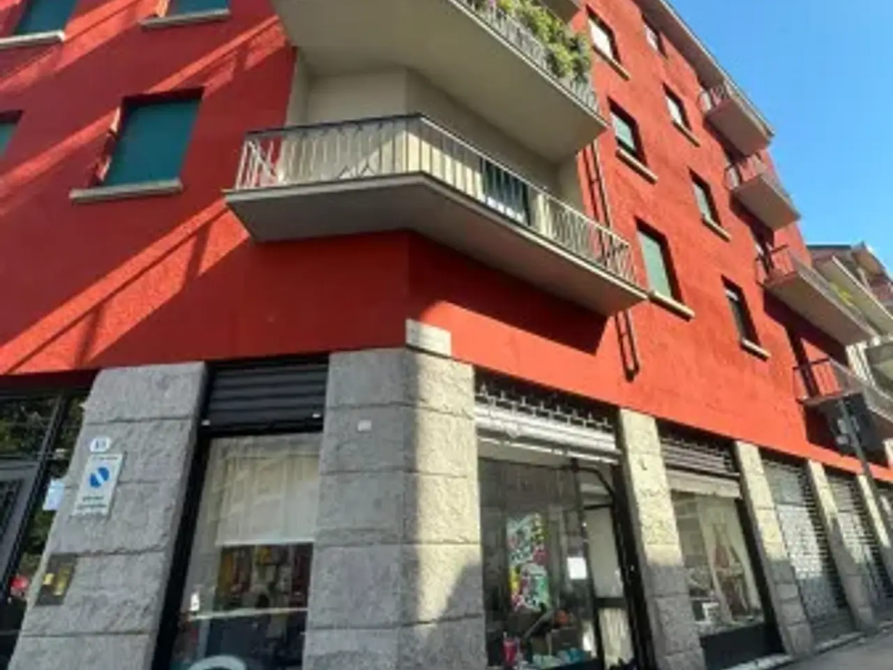 Negozio in Via Pasquale Paoli 33, Torino, {3} - Foto 1