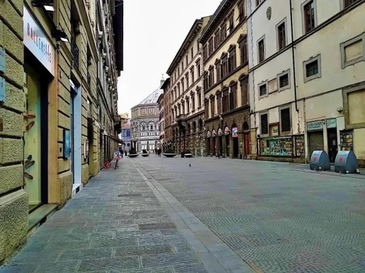 Negozio in Via dei Martelli 9, Firenze, {3} - Foto 2
