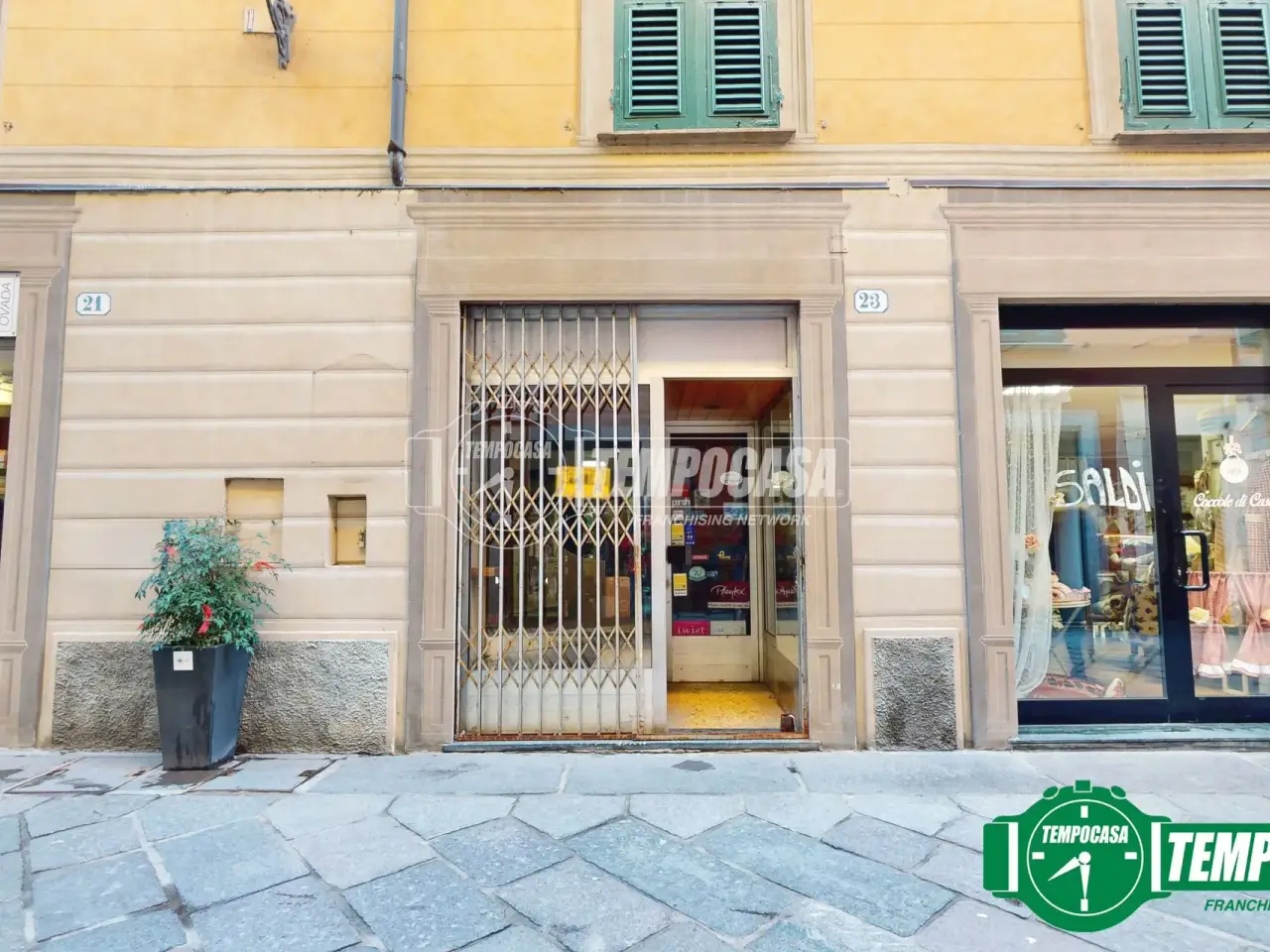 Negozio in Via Cairoli 23, Ovada, {3} - Foto 1