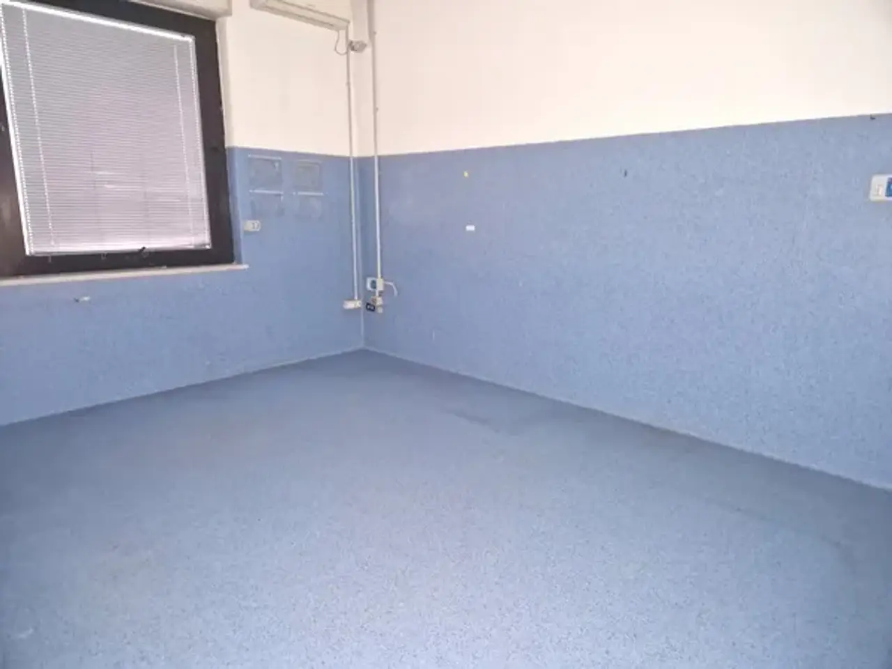 Ufficio in Via Pietro Raimondi , Napoli, {3} - Foto 2
