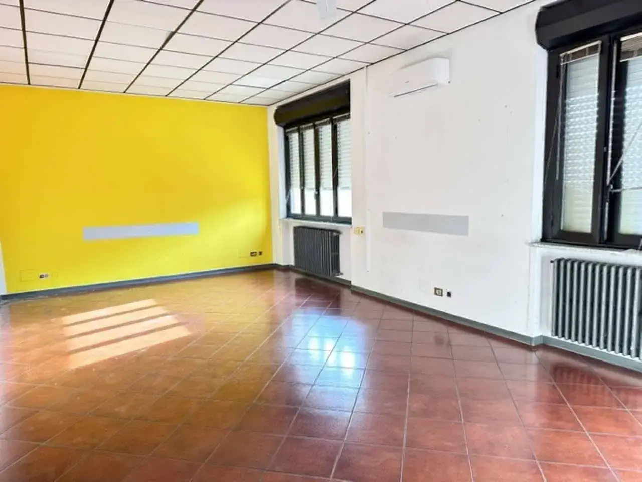 Ufficio in Via Visconti, Sant'Agabio, Novara, Novara, Novara, {3} - Foto 2